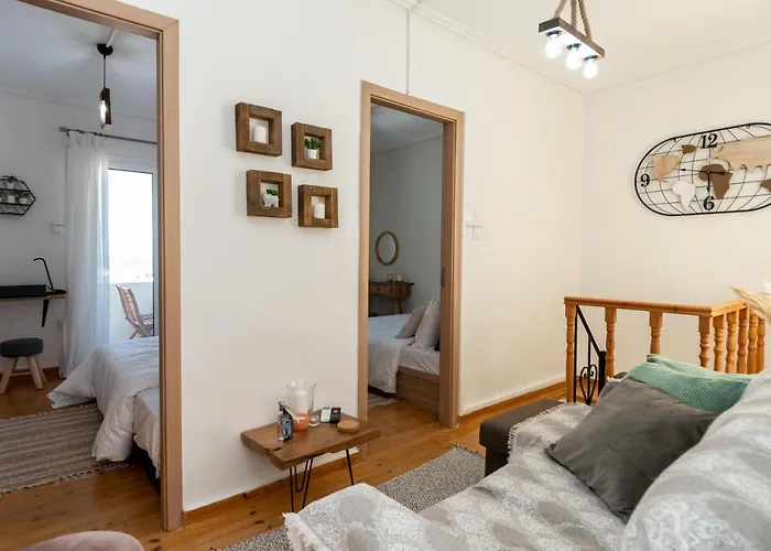Zoe\'S Apartment